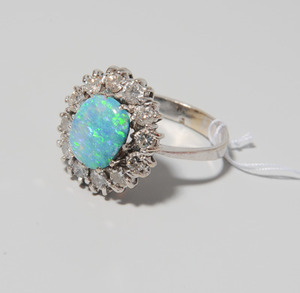 Schuler Auktionen AG - Opal-Brillant-Ring