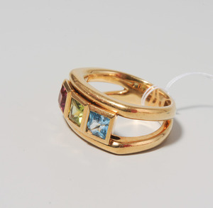 Schuler Auktionen AG - Farbstein-Ring