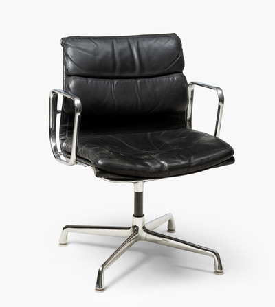 Schuler Auktionen AG - Charles & Ray Eames, Soft Pad Chair "EA 208"