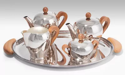 Schuler Auktionen AG - Carlo Alessi, Kaffeeservice "Bombé"