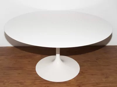 Schuler Auktionen AG - Eero Saarinen, Esstisch "Pedestal"