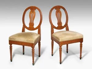 Schuler Auktionen AG - Ein Paar Stühle