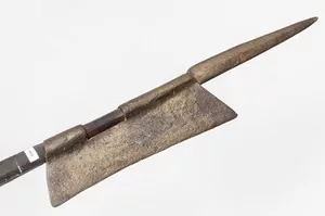 Schuler Auktionen AG - Halbarte