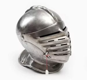 Schuler Auktionen AG - Geschlossener Helm