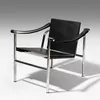 Schuler Auktionen AG - Le Corbusier, Pierre Jeanneret und Charlotte Perriand, Armlehnsessel "LC1"