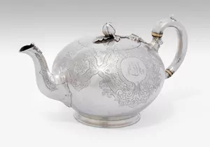 Schuler Auktionen AG - Teekanne, London