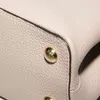 Schuler Auktionen AG - Louis Vuitton, Handtasche "Capucines"