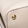 Schuler Auktionen AG - Louis Vuitton, Handtasche "Capucines"