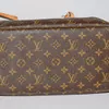 Schuler Auktionen AG - Louis Vuitton, Schultertasche "Neverfull"