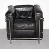 Schuler Auktionen AG - Le Corbusier, Charlotte Perriand und Pierre Jeanneret, Sessel "LC2"