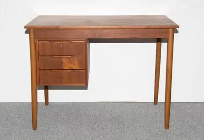 Schuler Auktionen AG - Mid-Century, Schreibtisch