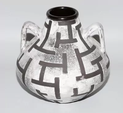 Schuler Auktionen AG - Ziegler Schaffhausen, Henkelvase