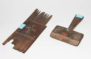 Schuler Auktionen AG - Lot: 2 Kämme