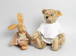 Schuler Auktionen AG - Steiff, Hase "Lulac" und Teddybär