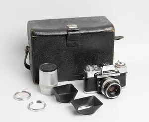 Schuler Auktionen AG - Zeiss Ikon AG, "Contarex Super Chrome"