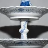 Schuler Auktionen AG - Meissen, Etagere "Zwiebelmuster"