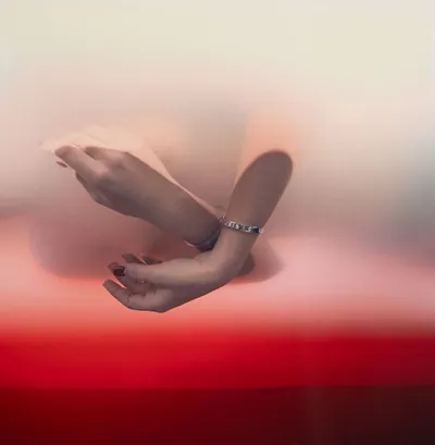 Schuler Auktionen AG - Jean Claude Maillard, Fotografie "Worn with Grace"