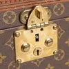 Schuler Auktionen AG - Louis Vuitton, Beauty case "Boîte bouteilles et glace"