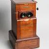 Schuler Auktionen AG - Stéréoscopes A. Mattey, Stereobetrachter "Métascope Métamagasin"