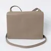 Schuler Auktionen AG - Aigner, Schultertasche