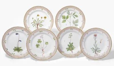 Schuler Auktionen AG - Royal Copenhagen, 11 Dessertteller "Flora Danica"