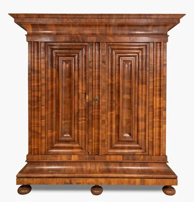 Schuler Auktionen AG - Wellenschrank