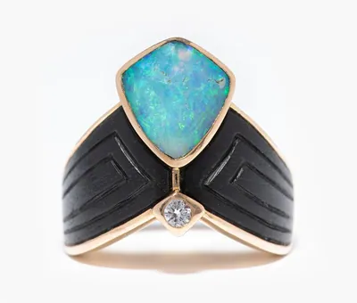 Schuler Auktionen AG - Pierre Fürbringer Opal-Ebenholz-Ring