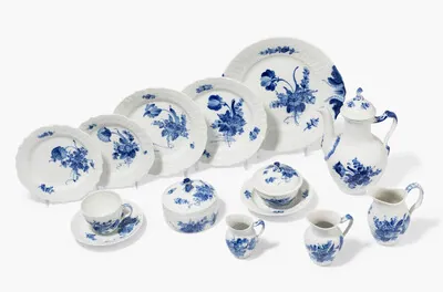 Schuler Auktionen AG - Royal Copenhagen, Kaffeeservice "Blaue Blume"