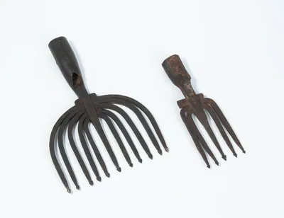 Schuler Auktionen AG - Lot: 2 Fischstecher