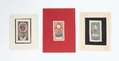 Schuler Auktionen AG - 3 Spitzenbilder "Geistliches Emblembild"/"Liebeszeichen"