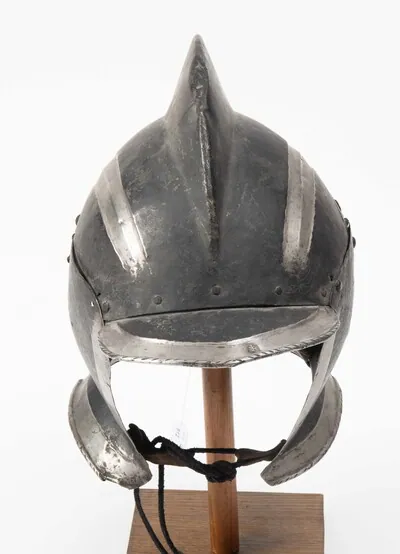 Schuler Auktionen AG - Knechtische Sturmhaube