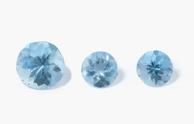 Schuler Auktionen AG - Drei ungefasste Aquamarine
