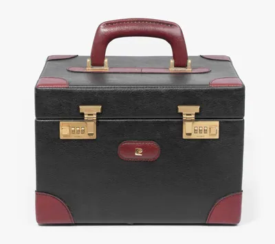 Schuler Auktionen AG - Pierre Cardin, Beauty Case