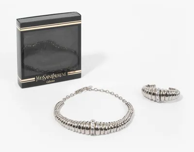 Schuler Auktionen AG - Yves Saint Laurent, Demi-Parure