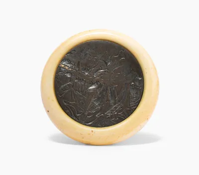 Schuler Auktionen AG - Kagamibuta-Netsuke