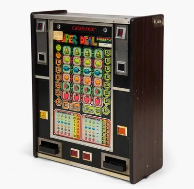 Schuler Auktionen AG - Barcrest LTD, Spielautomat "SUPER DEAL"