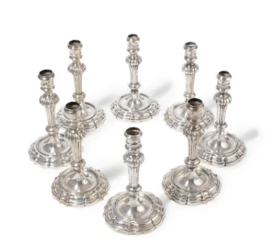 Schuler Auktionen AG - Set: 8 Kerzenstöcke, Venedig 1768–77