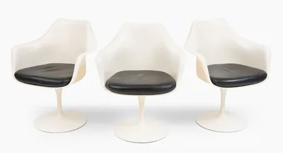 Schuler Auktionen AG - Eero Saarinen, 3 Armlehnstühle & 3 Stühle "Tulip"