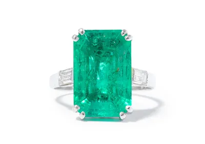 Schuler Auktionen AG - Smaragd-Diamant-Ring