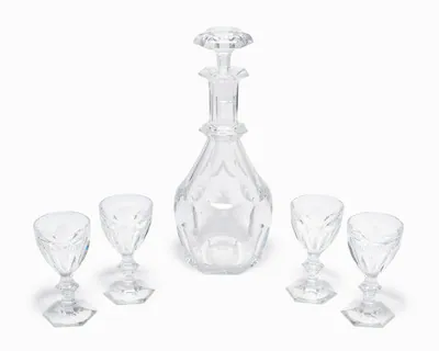 Schuler Auktionen AG - Baccarat, Karaffe und 6 Sherrygläser "Harcourt"