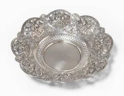 Schuler Auktionen AG - Korbschale, Hanau um 1900