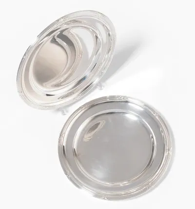 Schuler Auktionen AG - Lot: 2 Teller, Frankfurt am Main 20.Jh. 