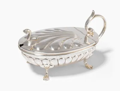 Schuler Auktionen AG - Parmesanschale, Italien 20.Jh. 