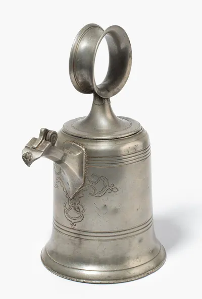 Schuler Auktionen AG - Kleine Glockenkanne