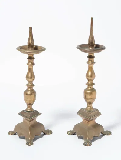 Schuler Auktionen AG - 1 Paar kleine Altarleuchter