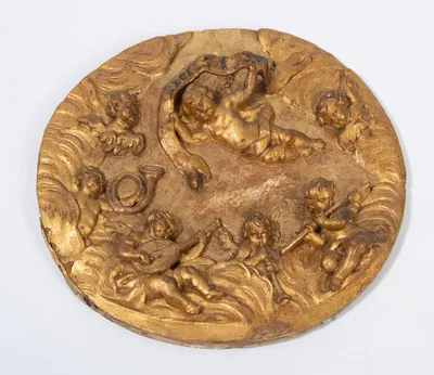 Schuler Auktionen AG - Kleines Relief "Musizierende Putti"