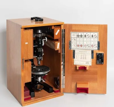 Schuler Auktionen AG - Ernst Leitz GmbH, Labor-Mikroskop