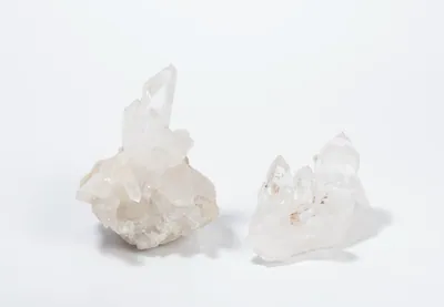 Schuler Auktionen AG - Lot: 2 kleine Bergkristall-Stufen