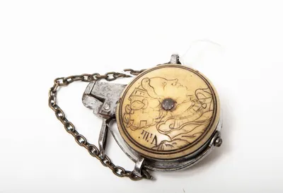 Schuler Auktionen AG - Zündkrautfläschchen