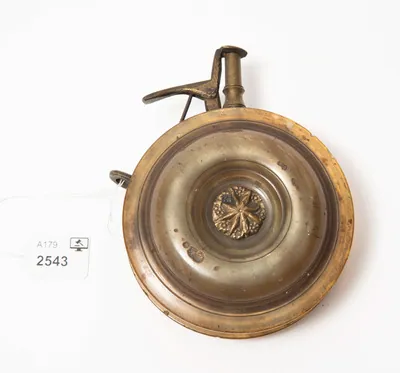 Schuler Auktionen AG - Jagd-Pulverflasche